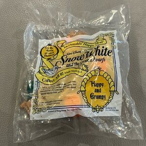 Snow White and the Seven Dwarfs 1993 Vintage Mcdonald's Happy and Grumpy Toy